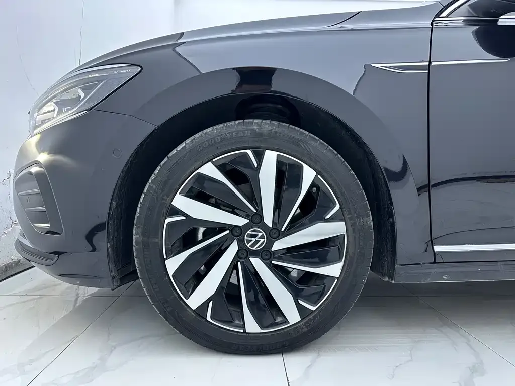 Volkswagen Passat — фото 9