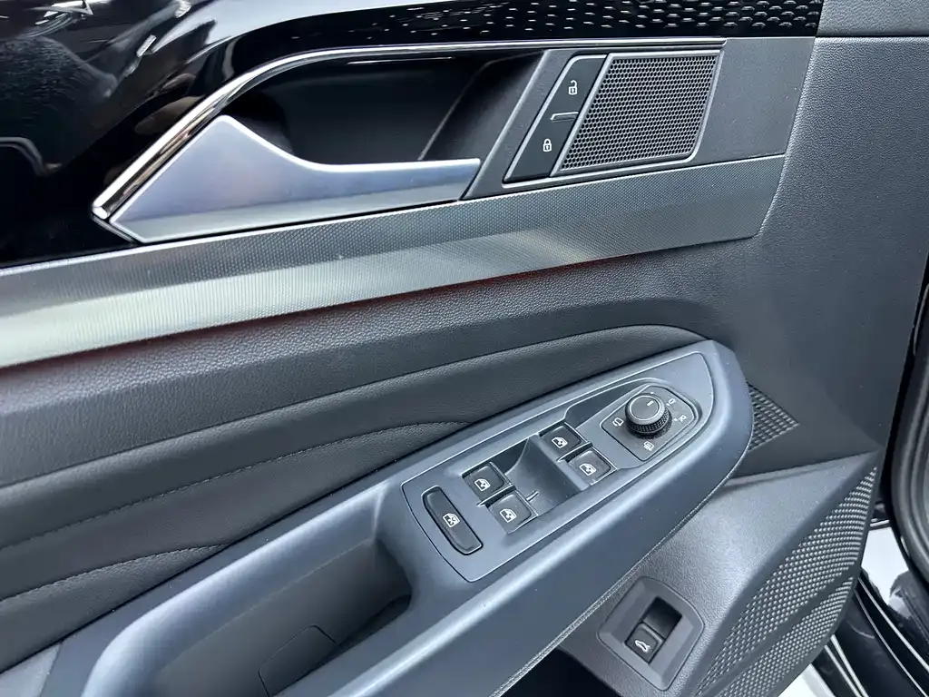 Volkswagen Passat — фото 8