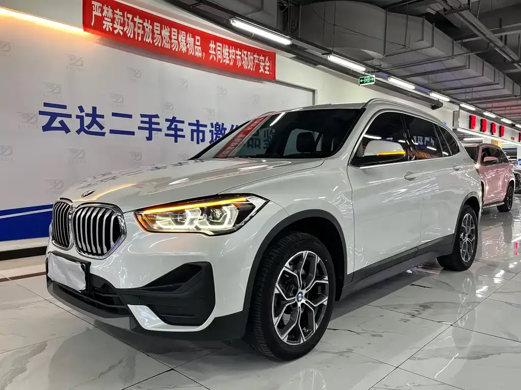 BMW X1 2021 из CN, фото 3