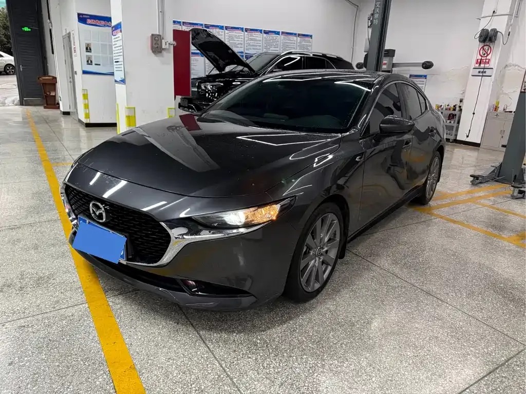 Mazda 3 Axela