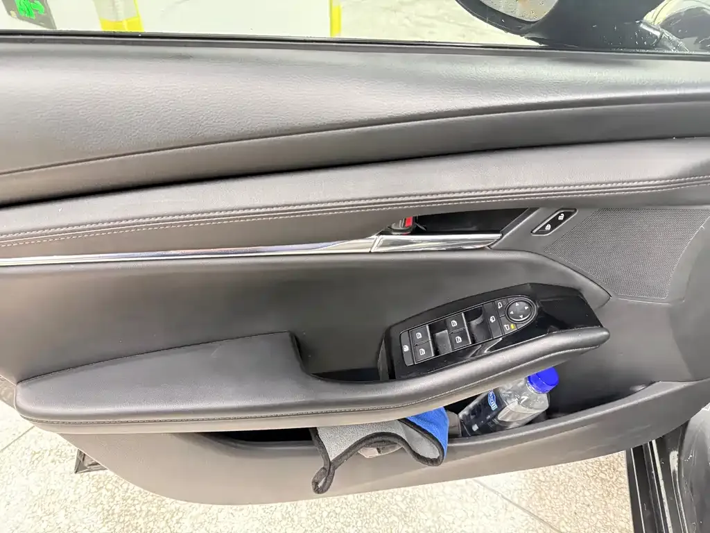 Mazda 3 Axela 2024 из CN, фото 6