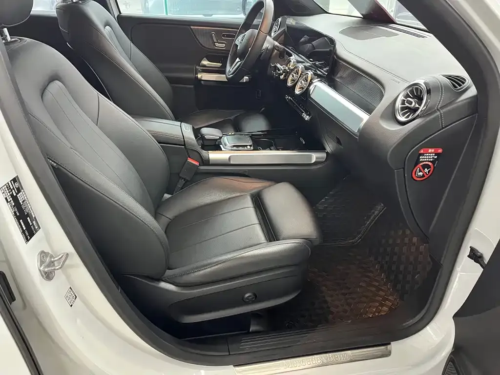Mercedes-Benz GLB 2021 из CN, фото 8