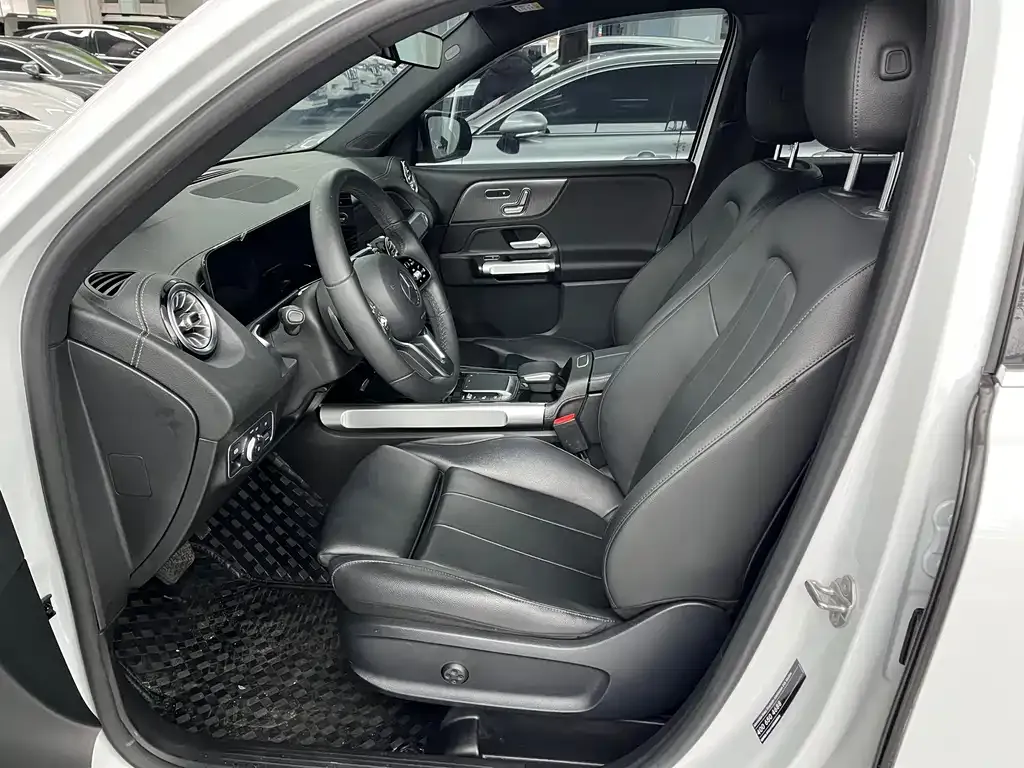 Mercedes-Benz GLB 2021 из CN, фото 10