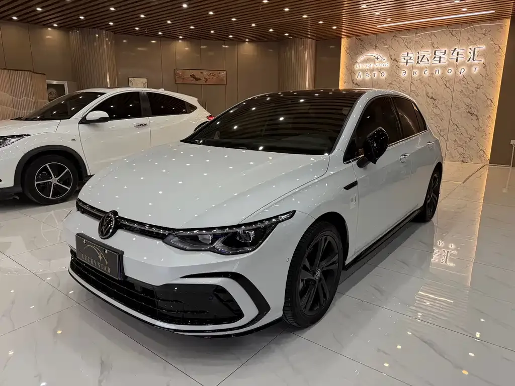 Volkswagen Golf 2022 из CN, фото 1