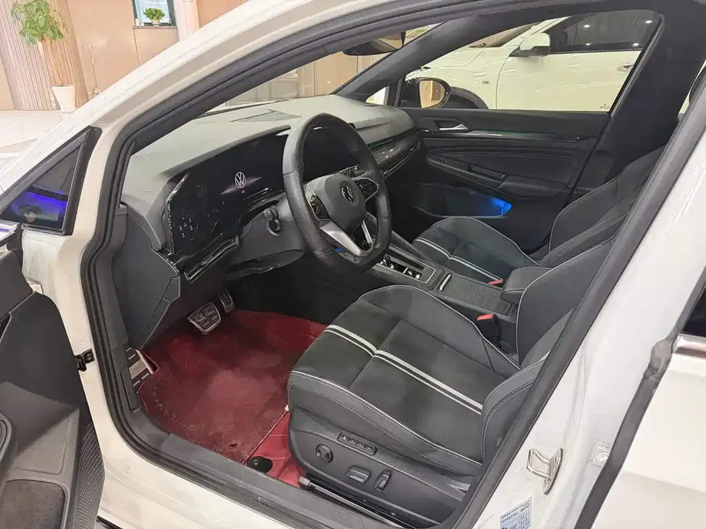 Volkswagen Golf 2022 из CN, фото 9