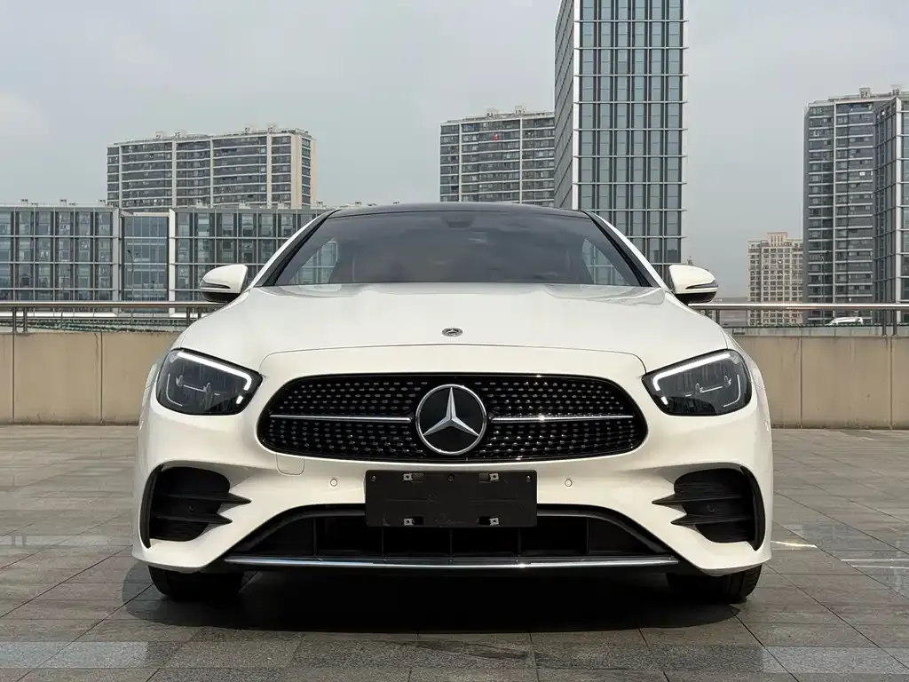 Mercedes-Benz E-Class (Import) 2023 из CN, фото 1