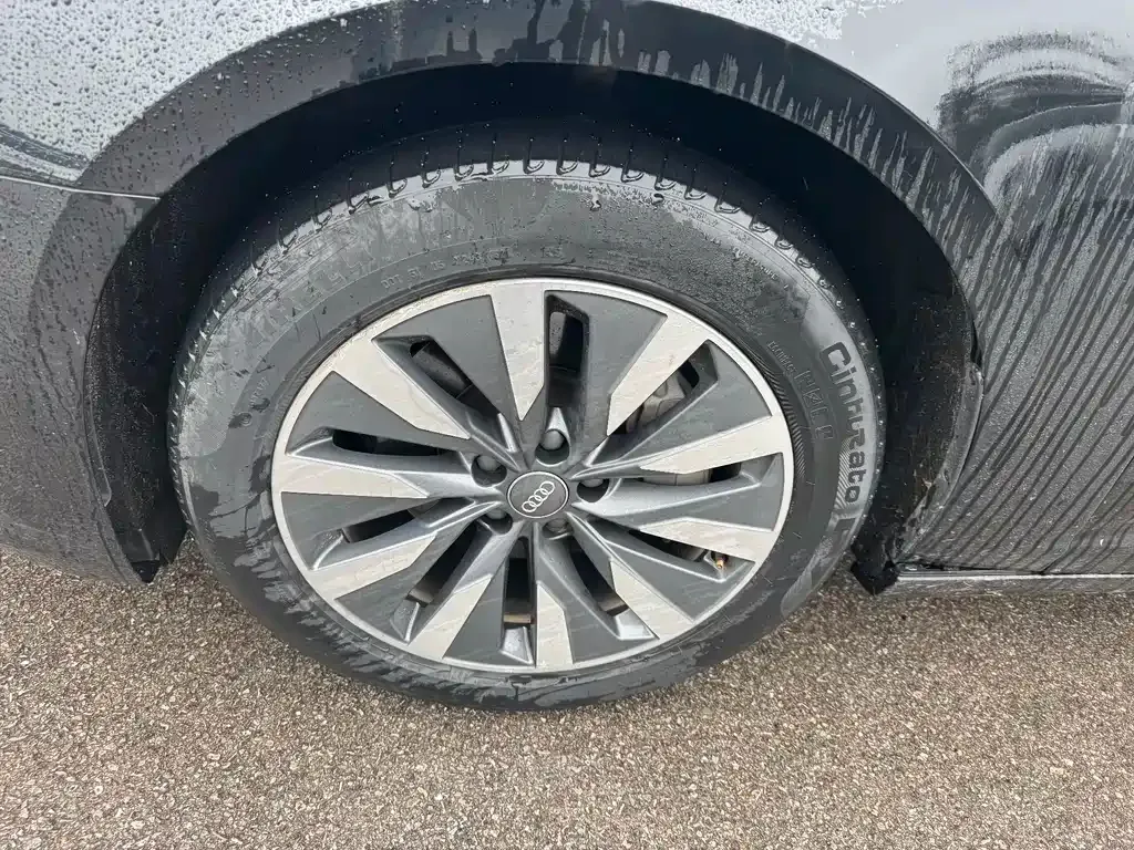 Audi A6L 2021 из CN, фото 4