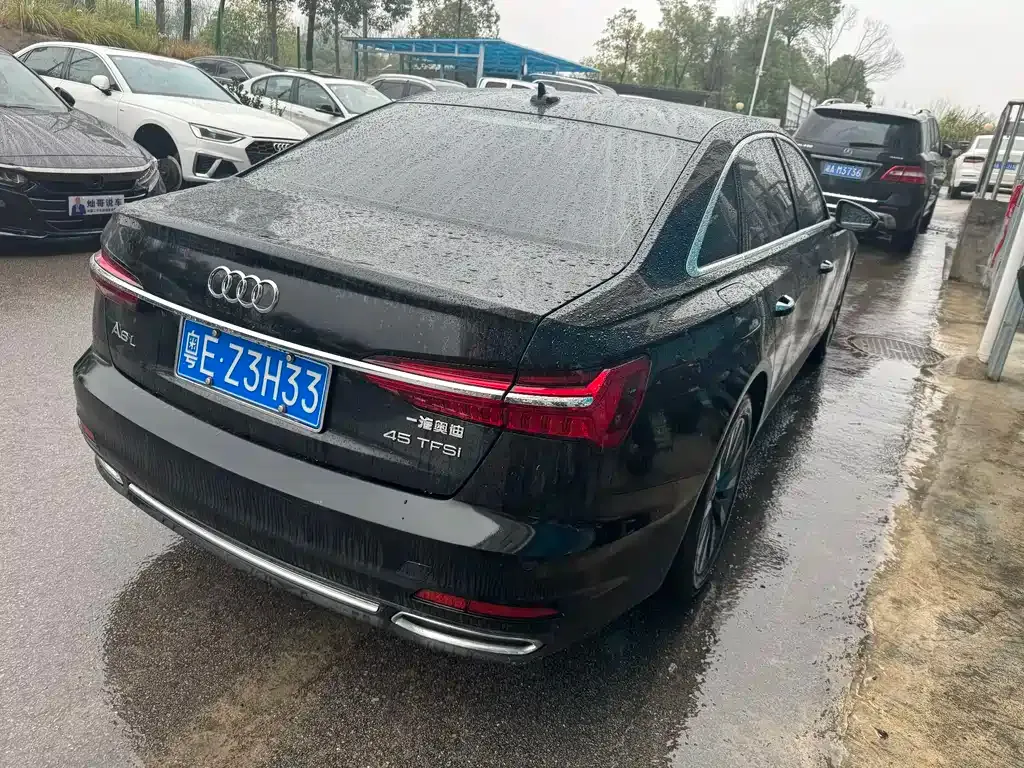 Audi A6L 2021 из CN, фото 8