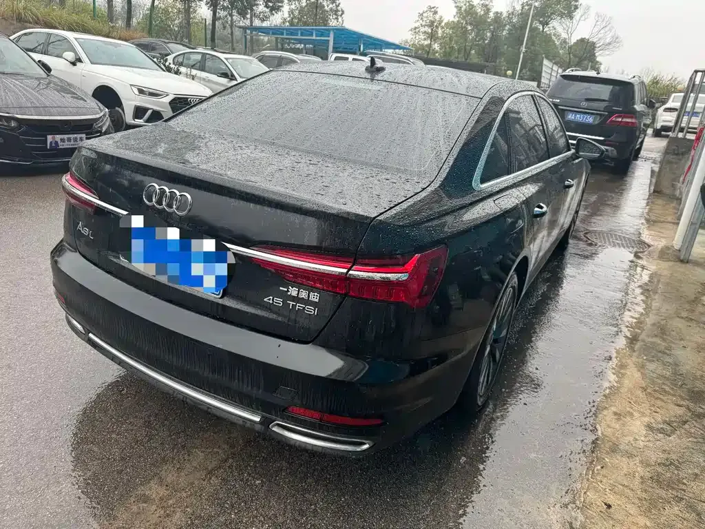 Audi A6L 2021 из CN, фото 9