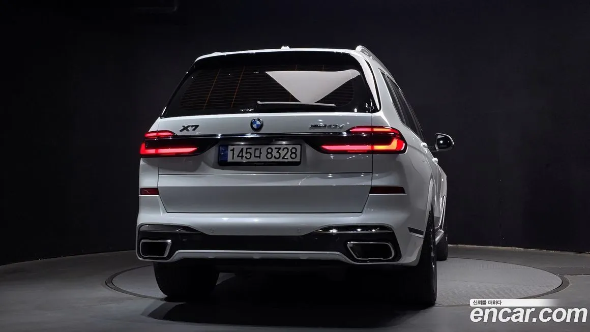 BMW X7 — фото 2