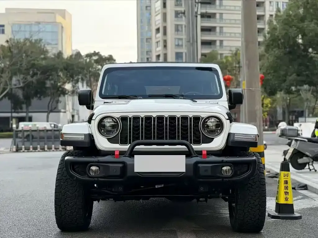 Jeep Wrangler — фото 6