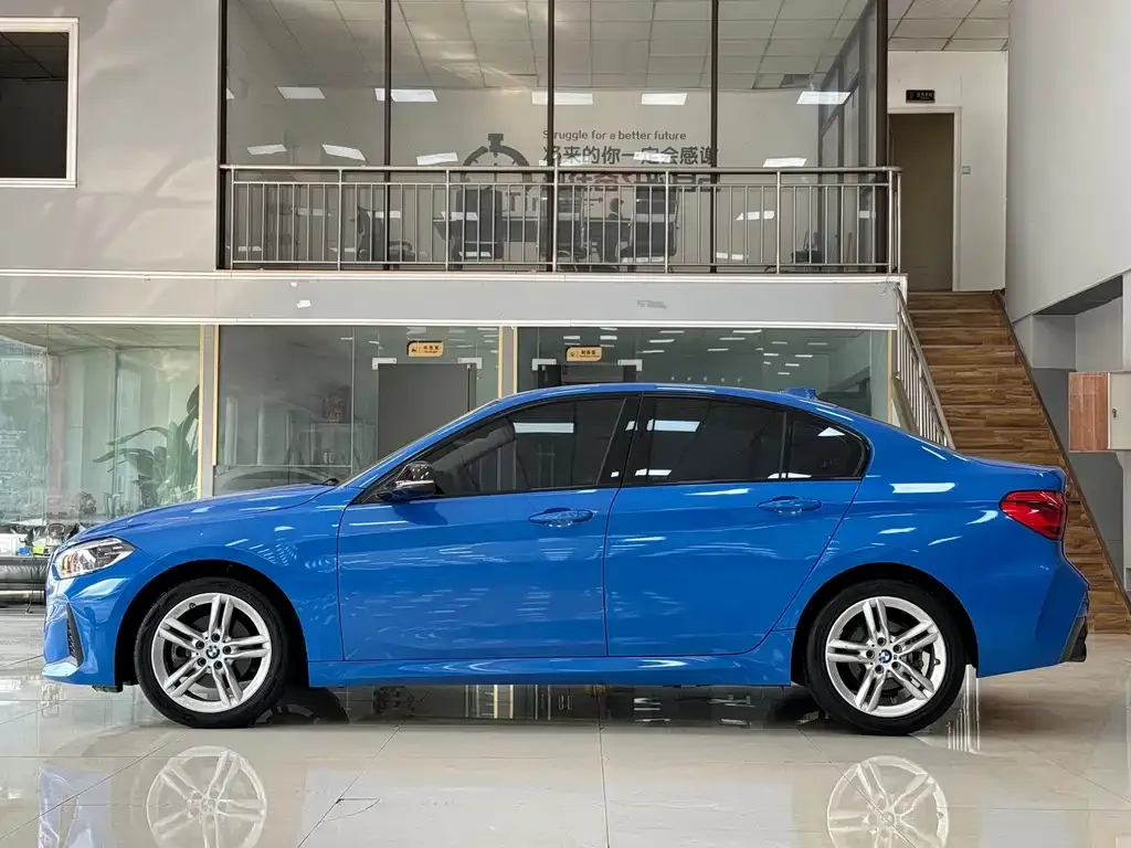BMW 1 Series 2022 из CN, фото 8