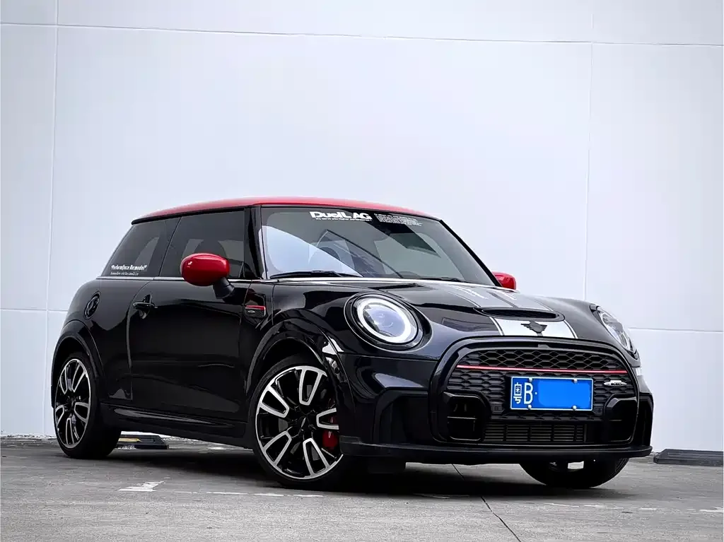 MINI JCW (John Cooper Works) — фото 6