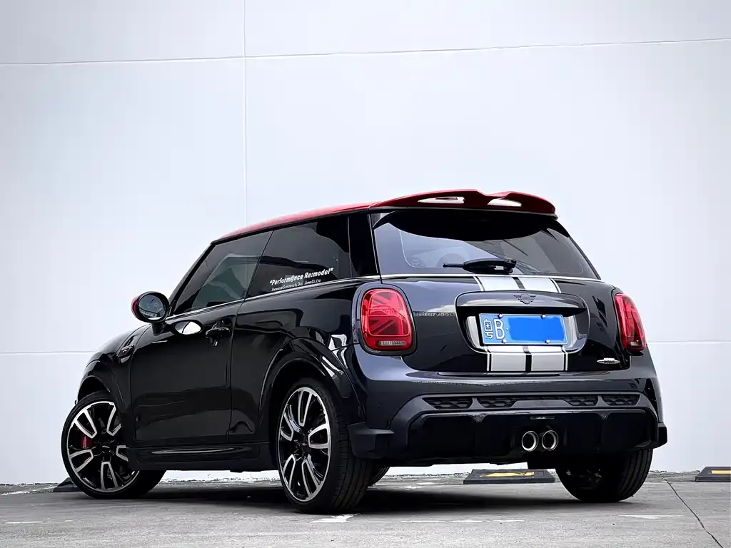 MINI JCW (John Cooper Works) — фото 9
