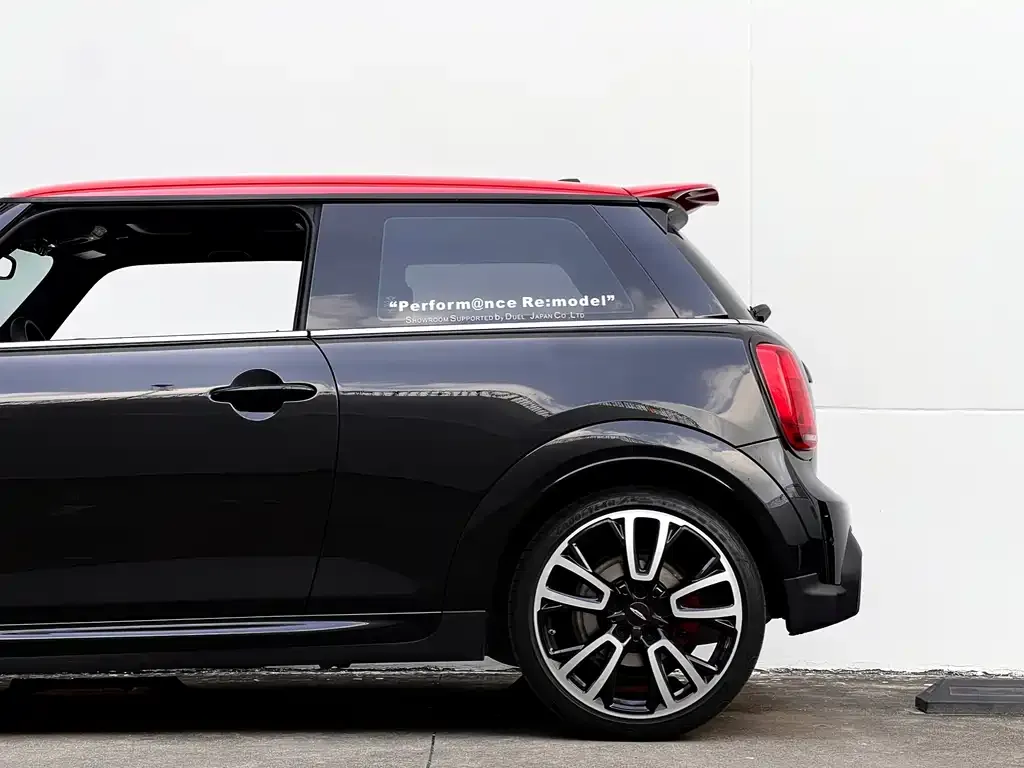 MINI JCW (John Cooper Works) — фото 5