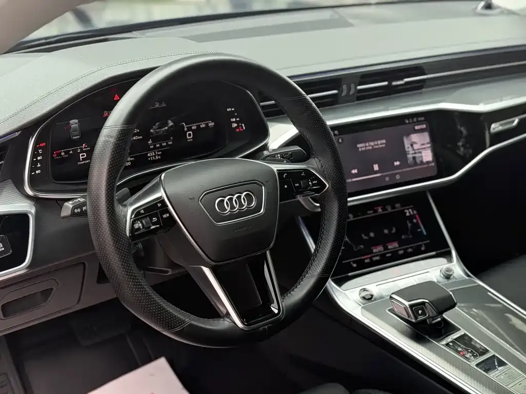 Audi A7 — фото 5