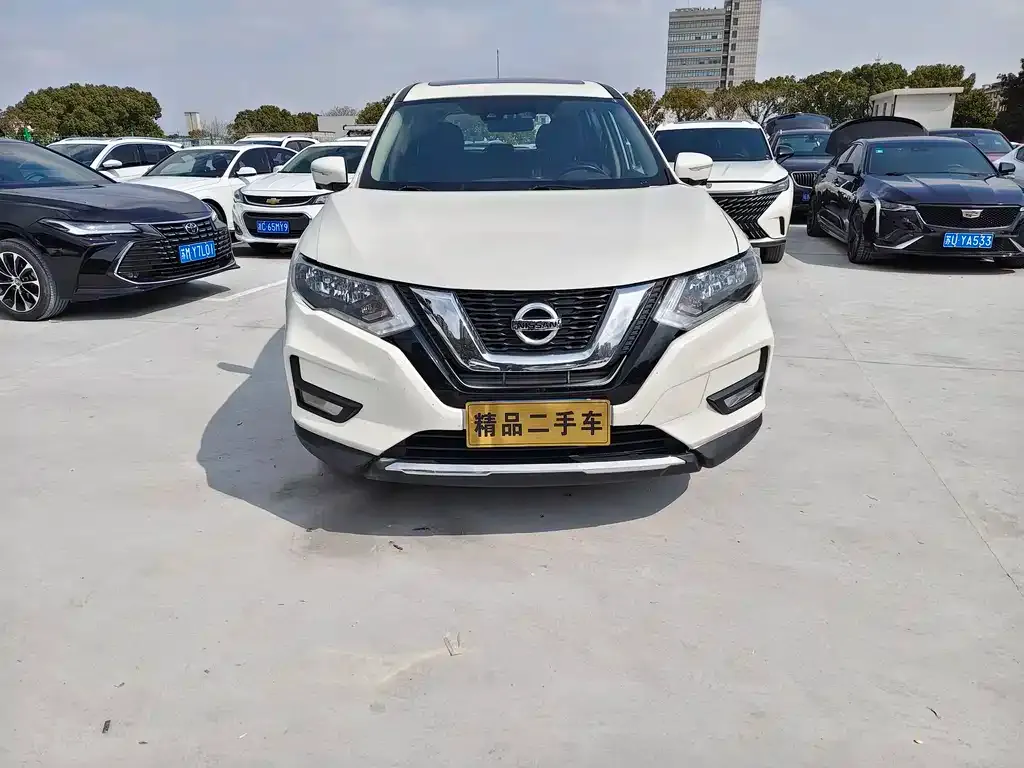 Nissan X-Trail 2021 из CN, фото 1