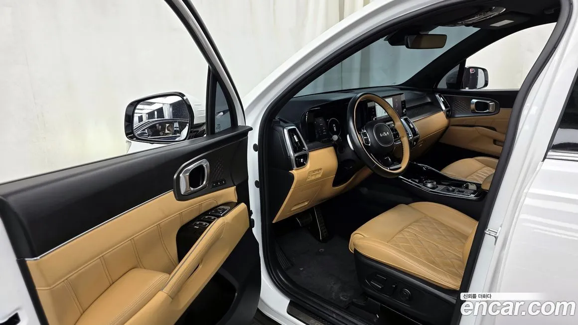 Kia Sorento — фото 5