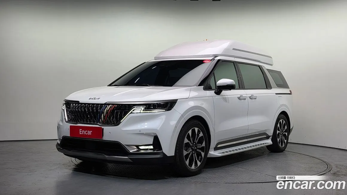 Kia Carnival — фото 1