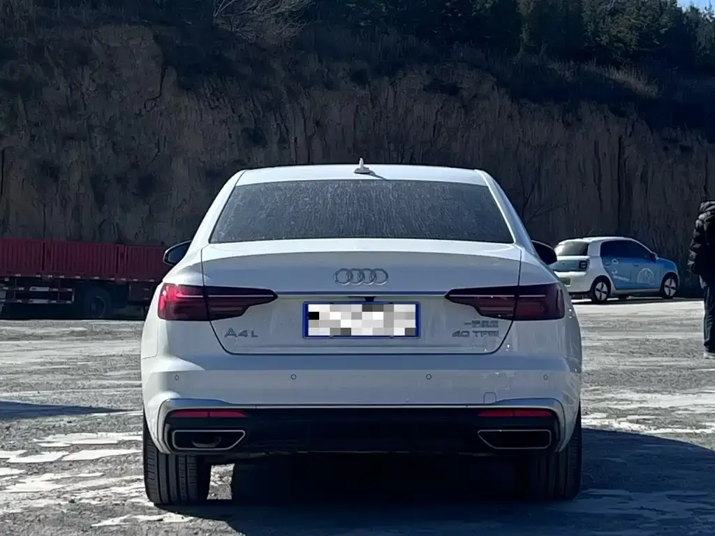 Audi A4L — фото 6