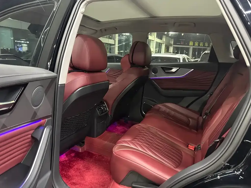 Hongqi HS5 — фото 2