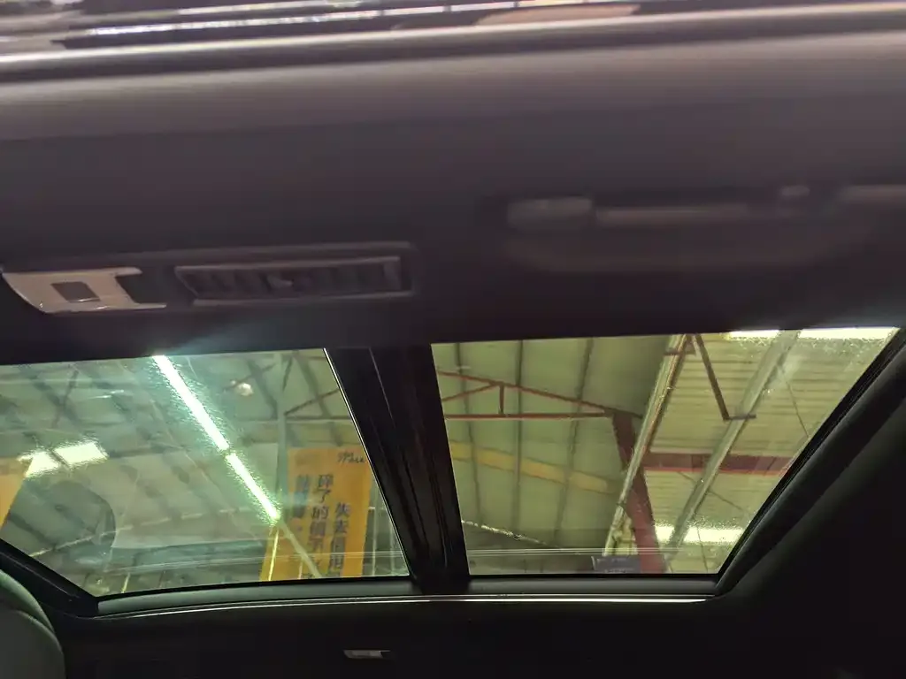Toyota Crown Kluger 2022 из CN, фото 8