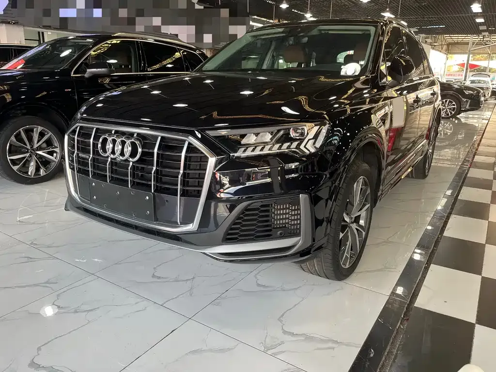 Audi Q7 2021 из CN, фото 1