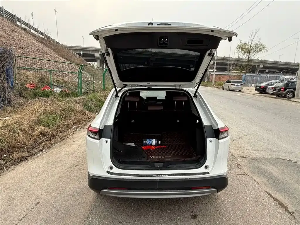 Honda Vezel 2023 из CN, фото 5