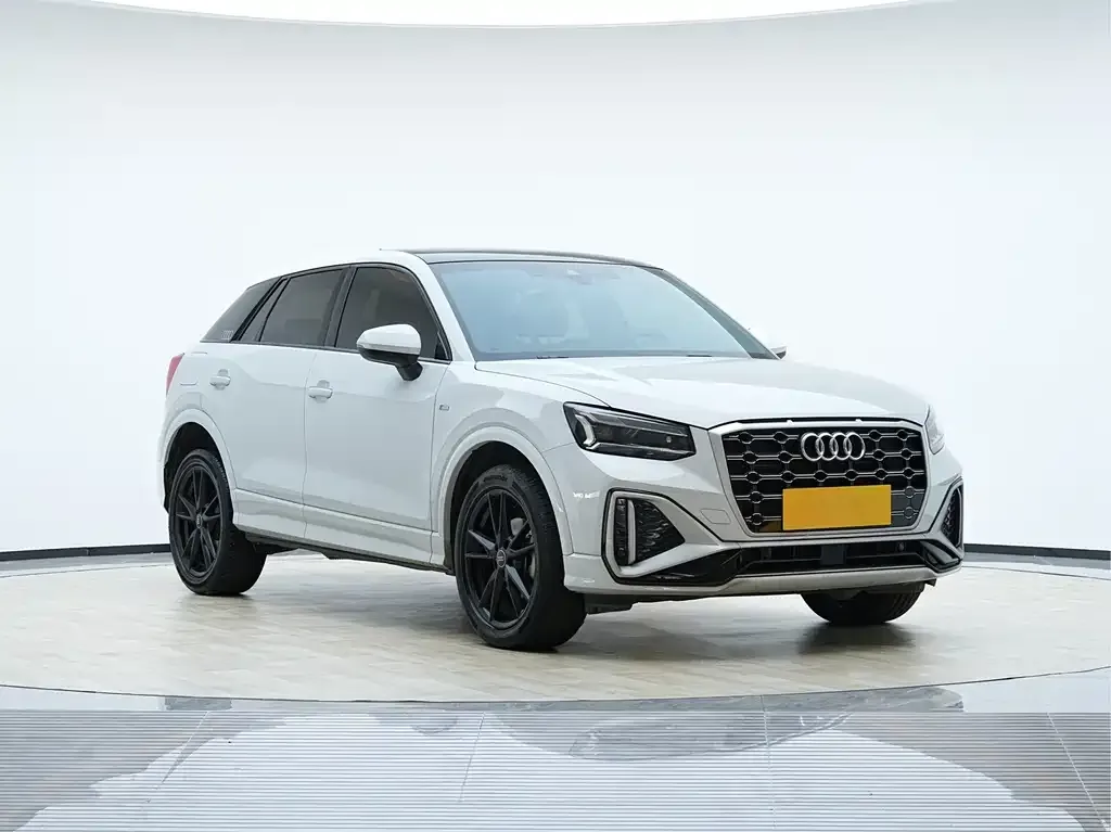 Audi Q2L 2023 из CN, фото 7