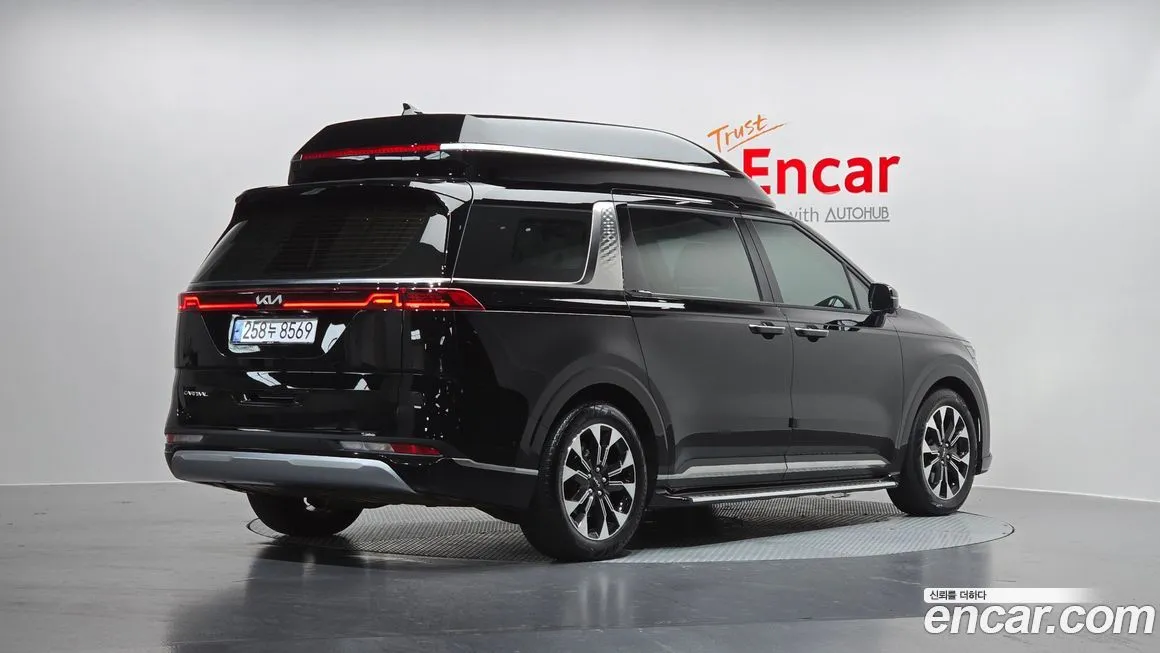 Kia Carnival 2023 из KR, фото 2