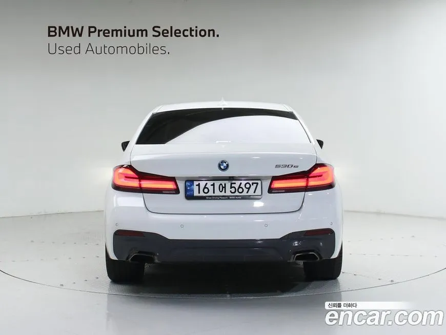 BMW 5-Series 2023 из KR, фото 10