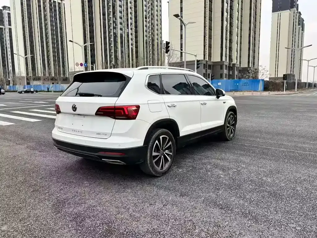Volkswagen Tharu 2022 из CN, фото 6