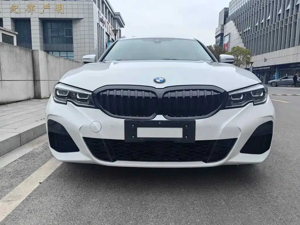 BMW 3 Series — фото 10