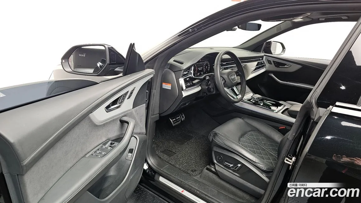 Audi Q8 2023 из KR, фото 8