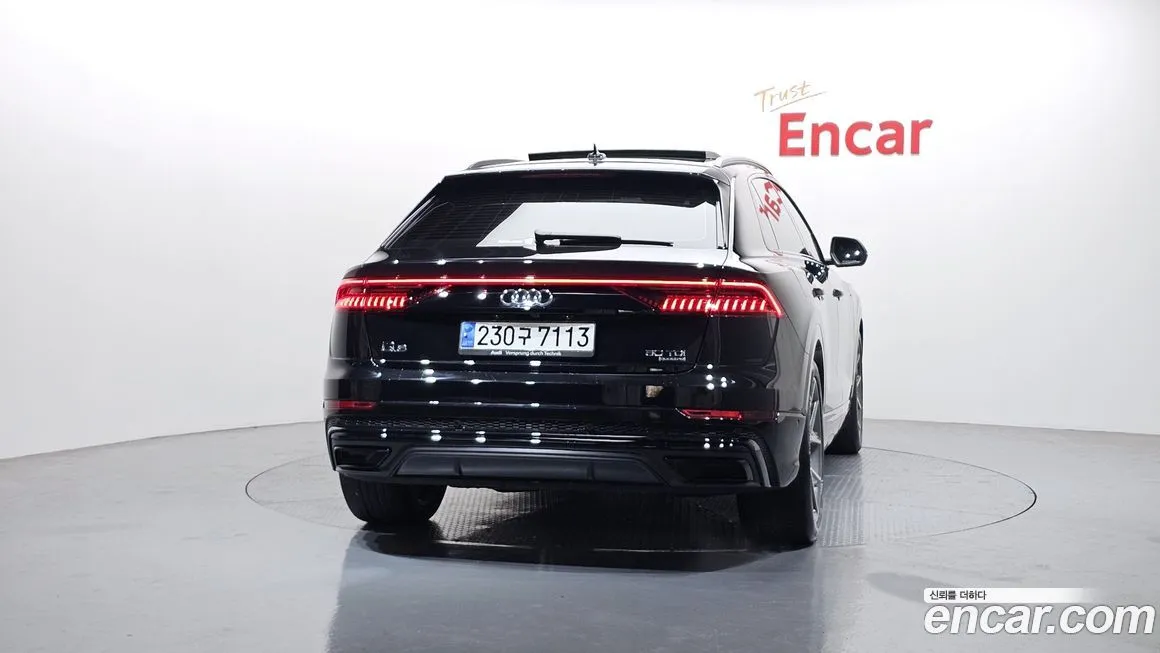 Audi Q8 2023 из KR, фото 3