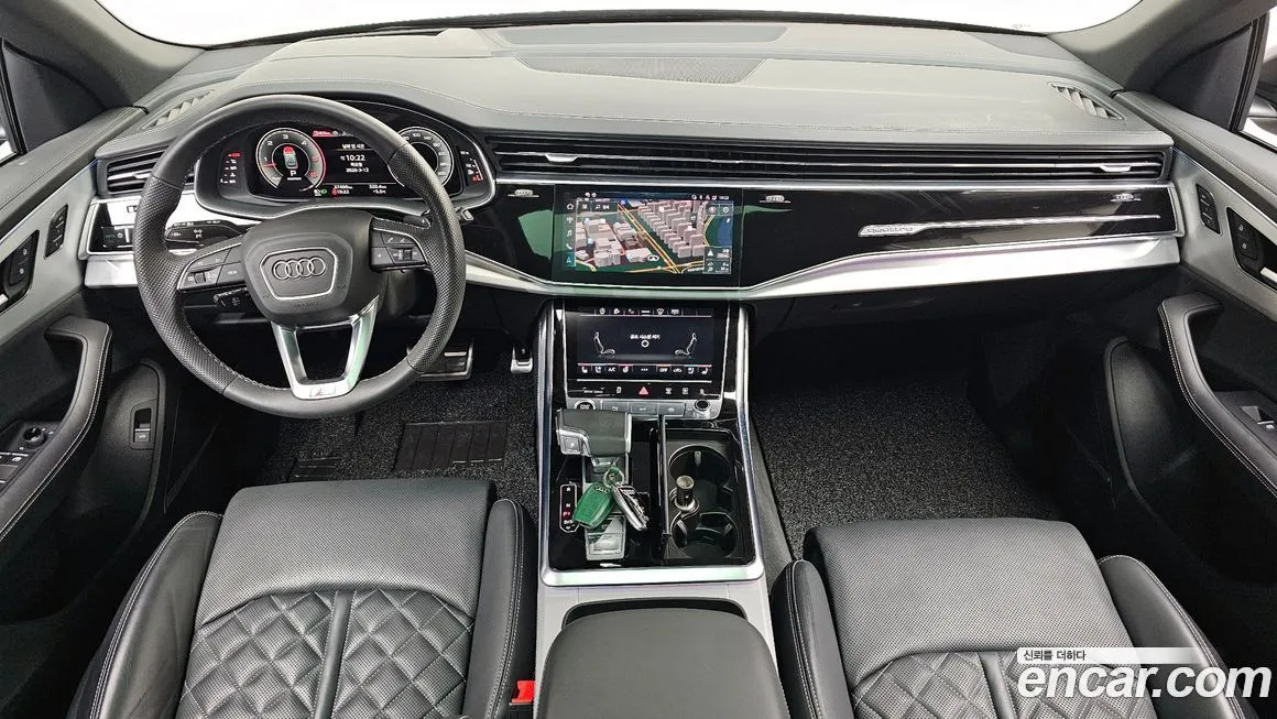Audi Q8 2023 из KR, фото 7