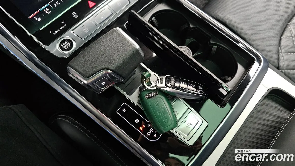 Audi Q8 2023 из KR, фото 5
