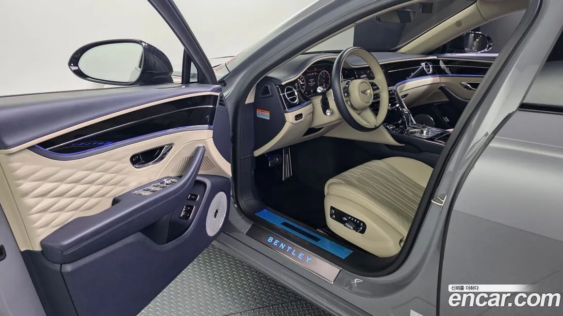 Bentley Flying Spur 2021 из KR, фото 4