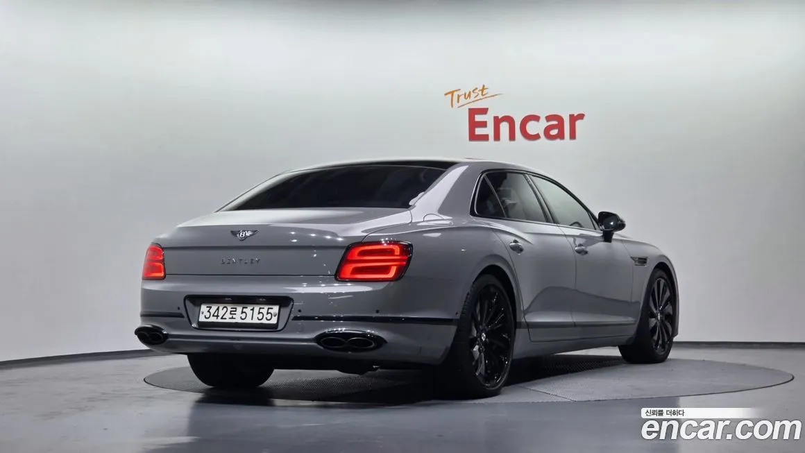 Bentley Flying Spur 2021 из KR, фото 6