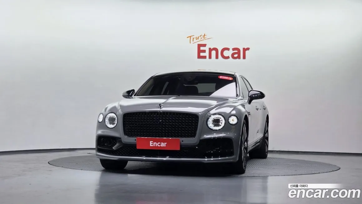 Bentley Flying Spur 2021 из KR, фото 2