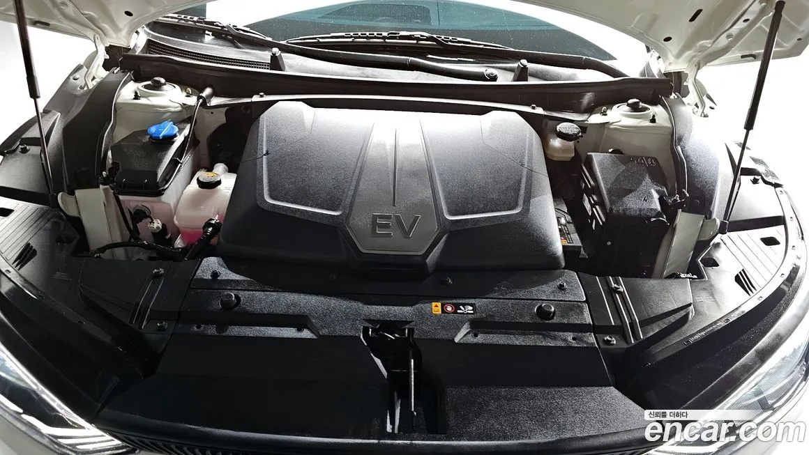 Kia EV6 2023 из KR, фото 3
