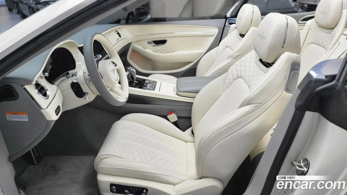 Bentley Continental 2025 из KR, фото 7