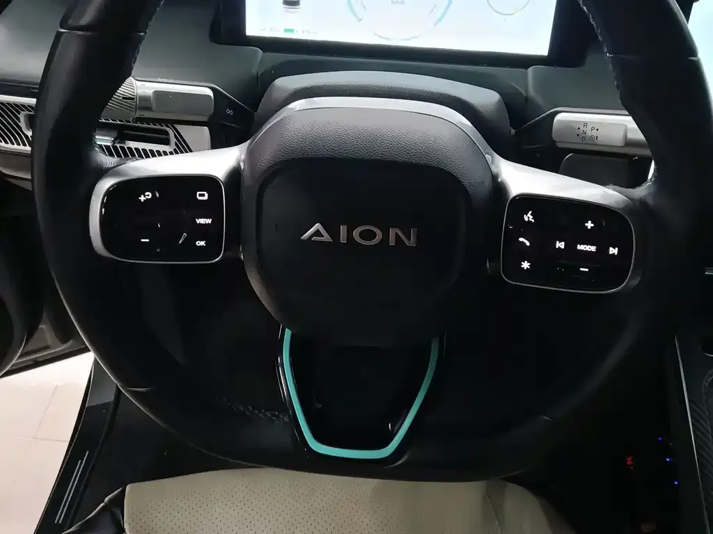 Aion Y — фото 8