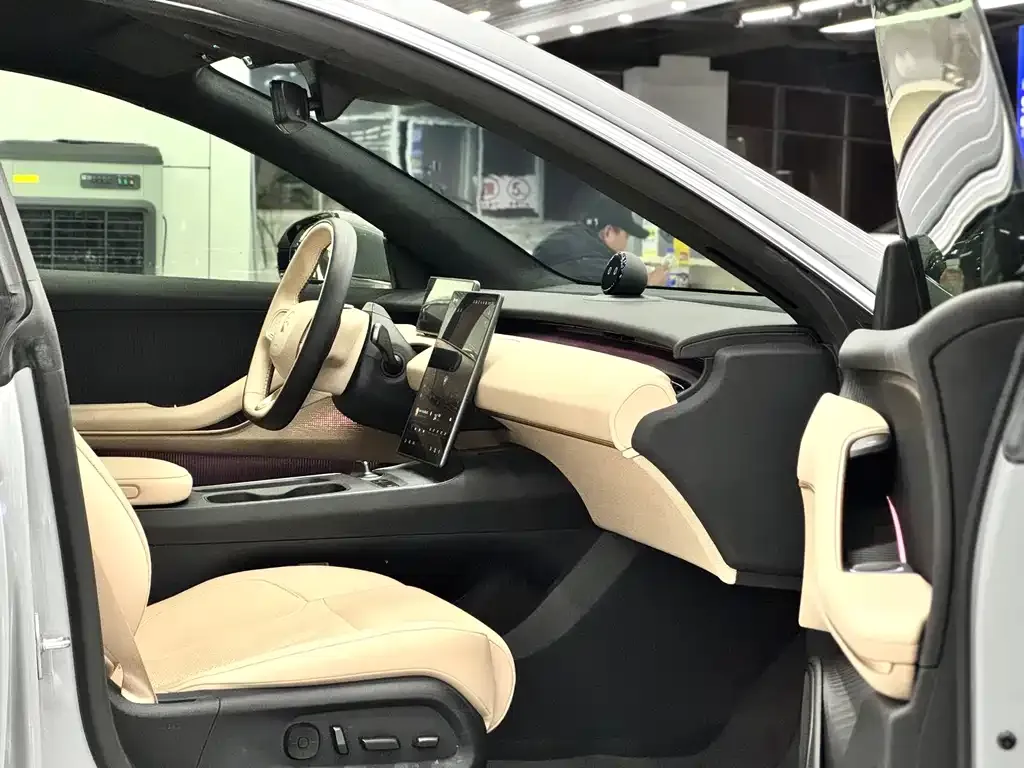 NIO ET5T 2023 из CN, фото 5