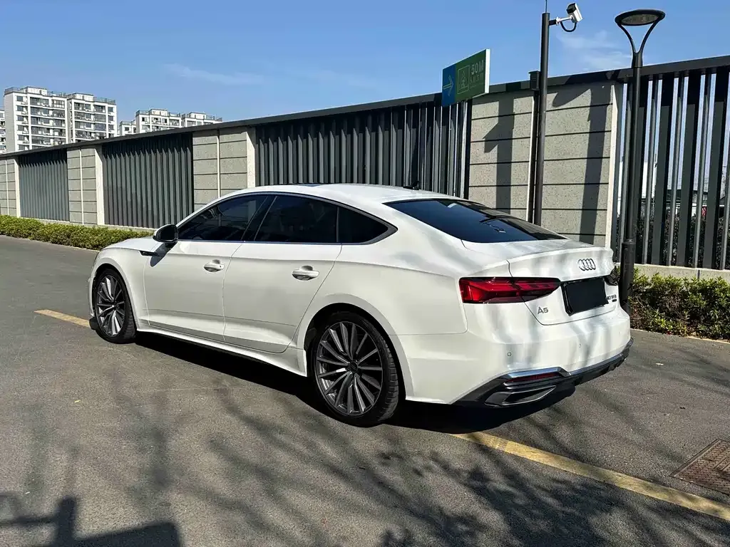 Audi A5 (Import) — фото 2