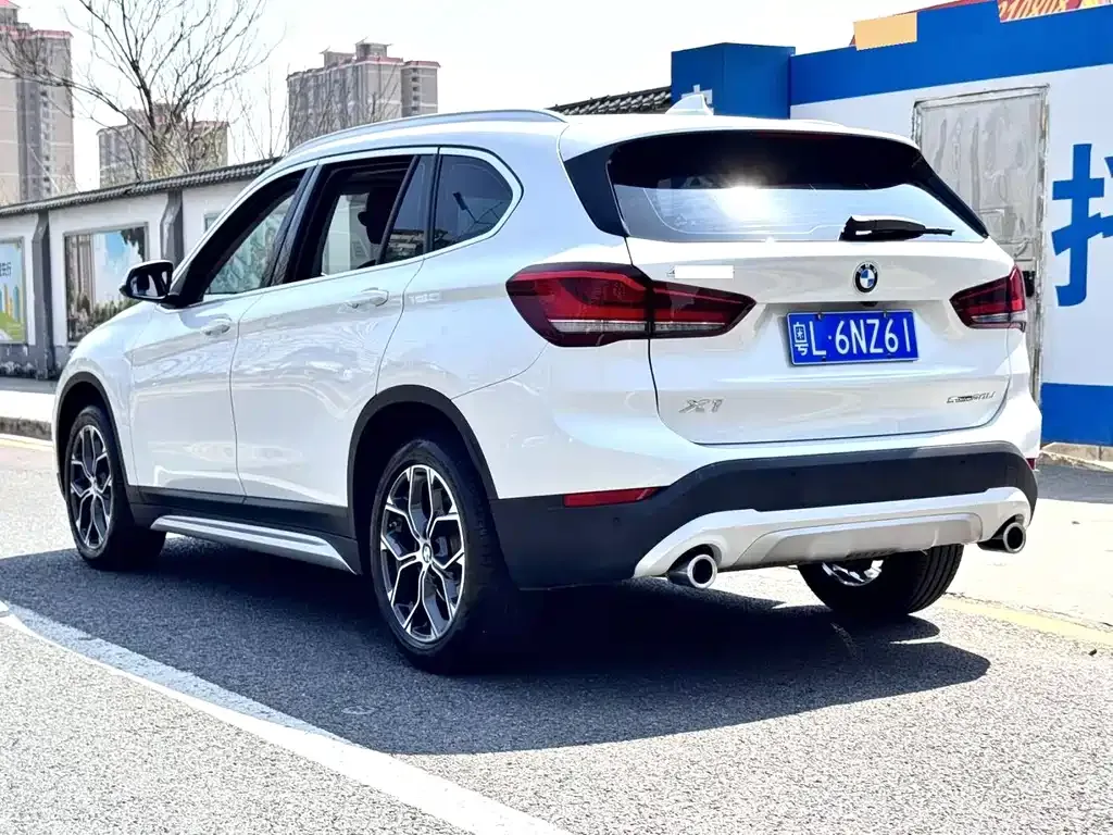BMW X1 — фото 6