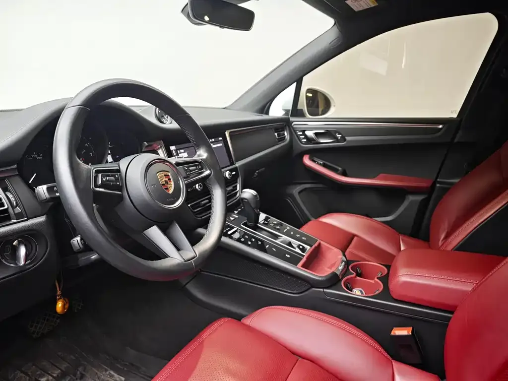 Porsche Macan 2023 из CN, фото 5