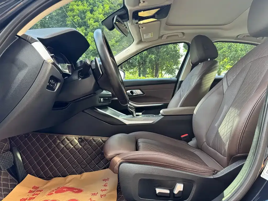 BMW 3 Series 2021 из CN, фото 5