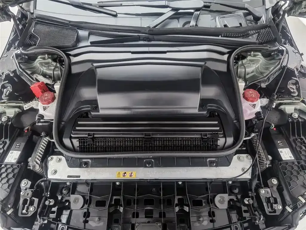 Mercedes-Benz EQS — фото 10