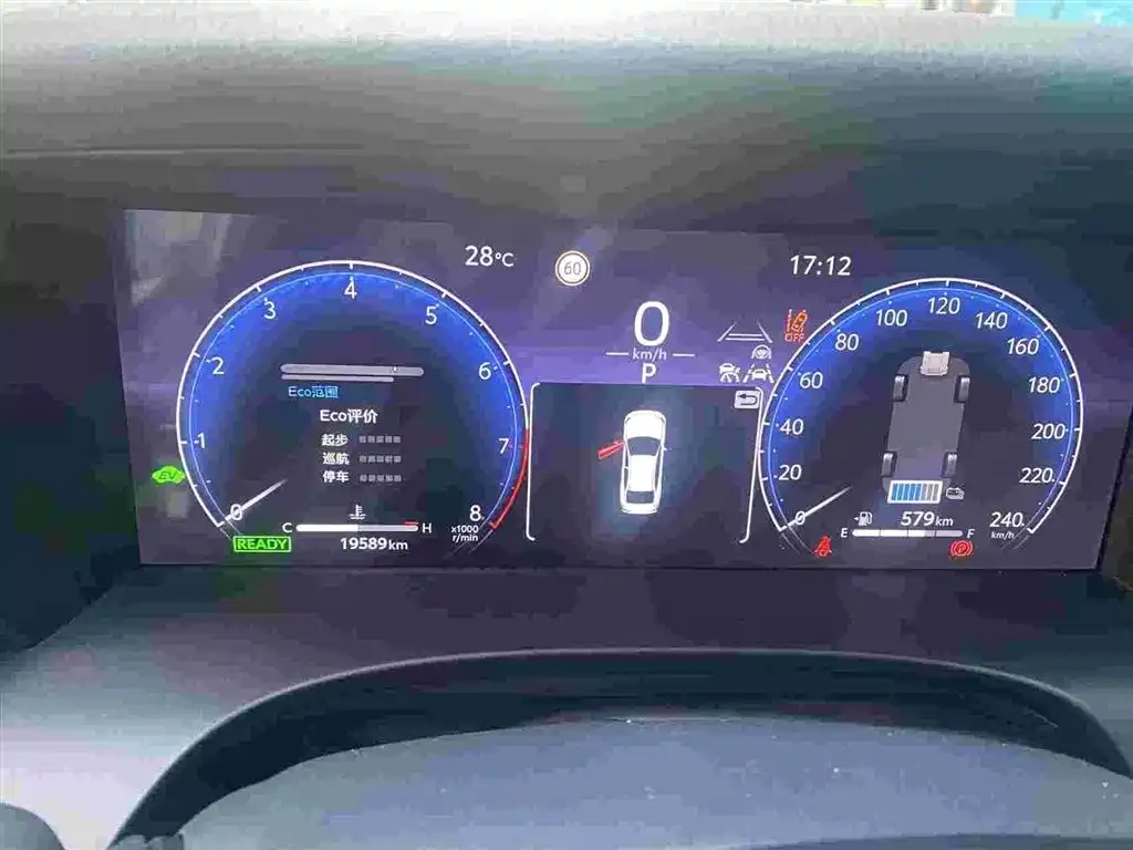 Toyota Camry 2025 из CN, фото 2